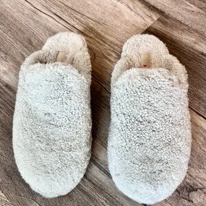 UGG Cozy Light Grey Indoor/Outdoor Slippers